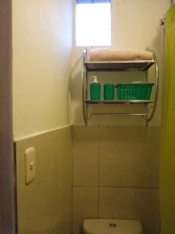 La Casa De Karla Hostel Lima Cameră foto