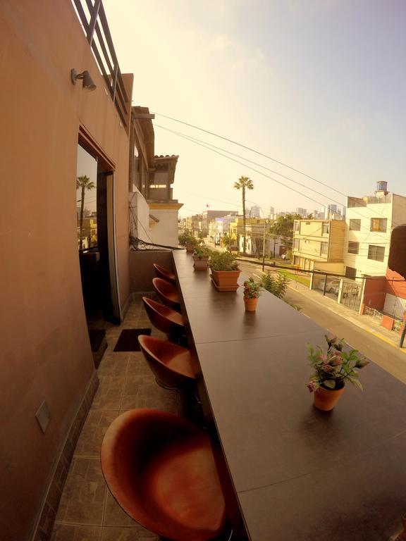 La Casa De Karla Hostel Lima Exterior foto